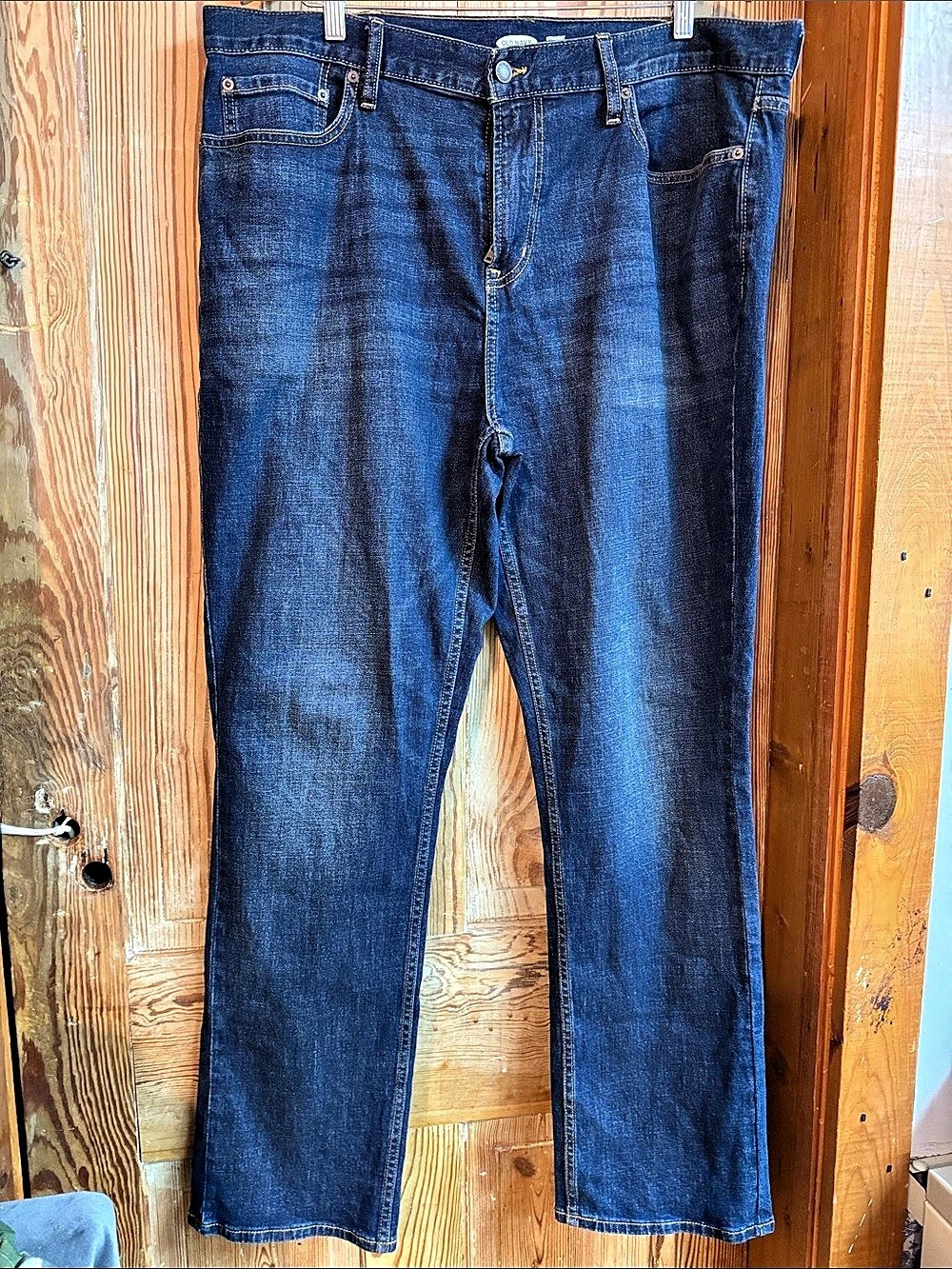Old Navy Straight Built-In Flex Straight Leg Jeans in Blue Like New 38x32
